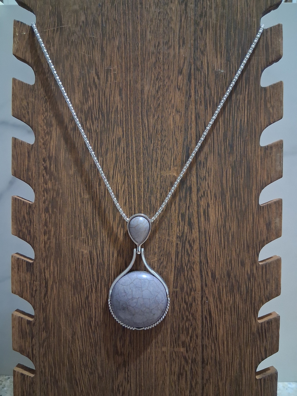 Silver-Tone Gray Stone Pendant Necklace - Unbranded